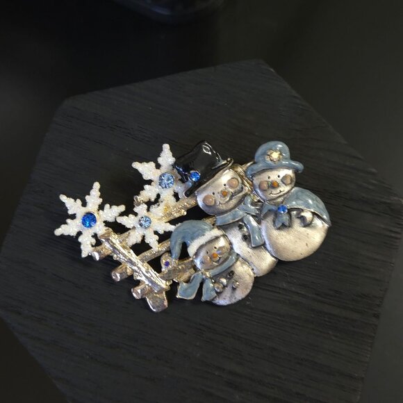 KC Brooch Silver Tone Blue Rhinestone Snowman Snowflake Winter Holiday Christmas - Picture 6 of 12